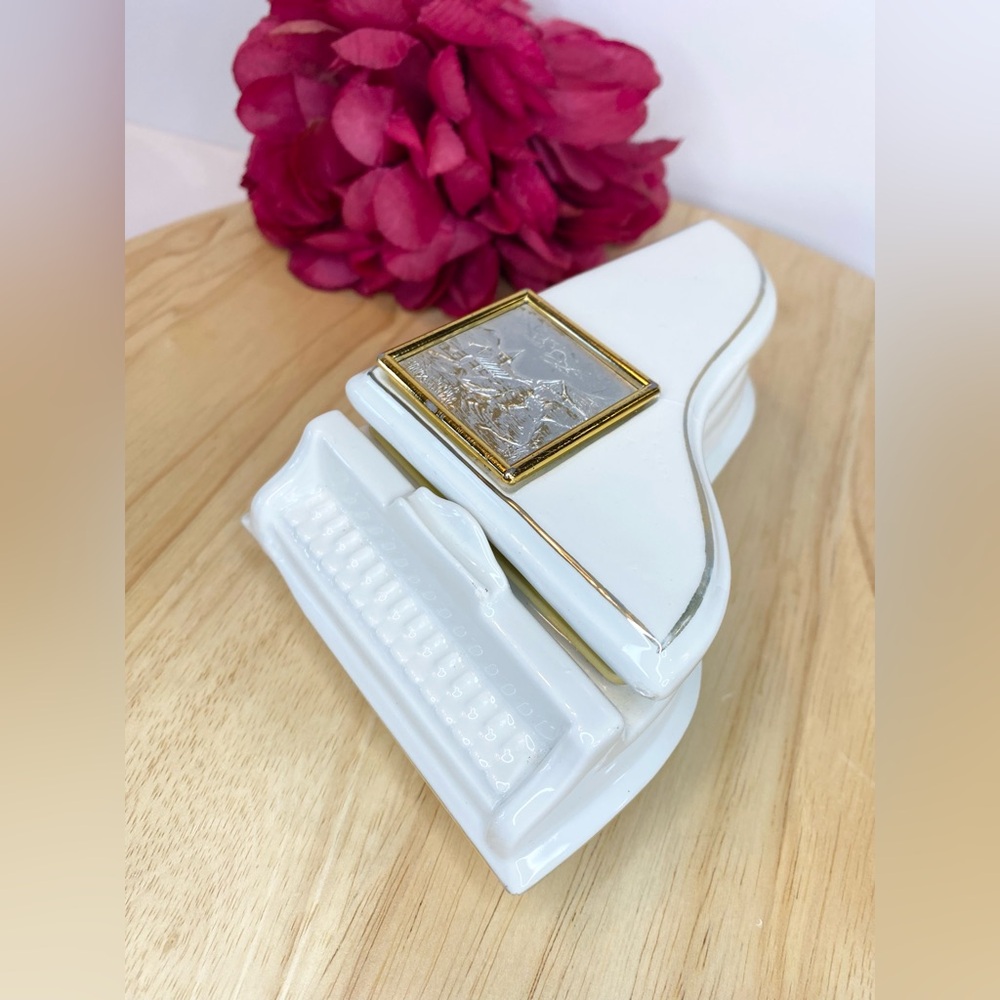 Italy Trinket Box Piano Ceramic Brass White and Gold Decor Accent Music Jewelry